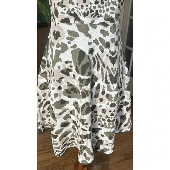 Catherine Malandrino Olive Green Animal Print Fit & Flare Dress Size M - Picture 4 of 8